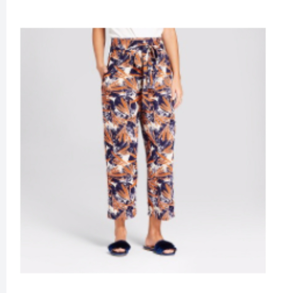 NWT - Printed Palazzo Pant with Belt